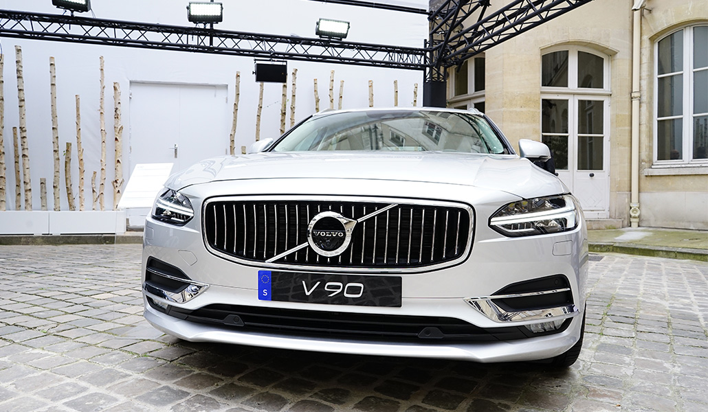 volvo-v90